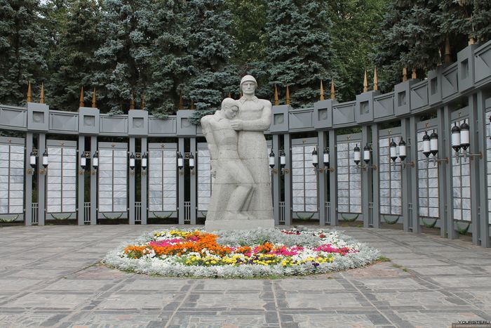 Мемориал ВОВ г. Зеленодольск Татарстан