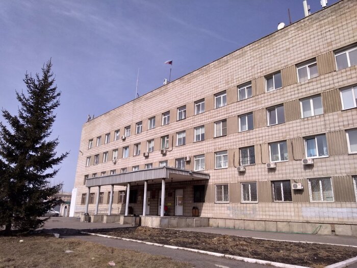 администрация в поселке Березовка