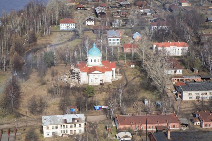 Вид города Чермоз с высоты