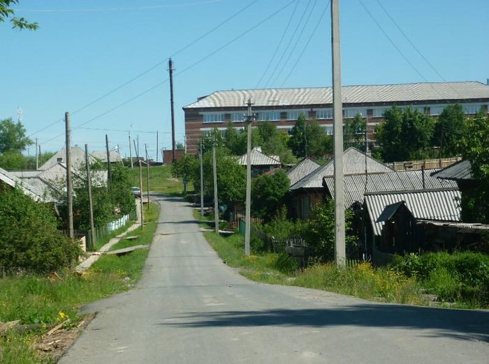 Гор гари. Посёлок Гари Свердловской. Гаринский район поселок Гари. Поселок Гари белый Яр. Парк Победы посёлок Гари Свердловская область.