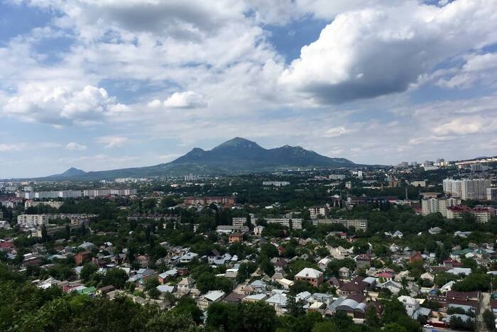 Вид поселка Горячеводского с высоты