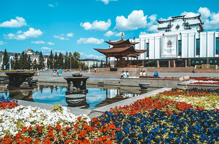 центральная площадь города Кызыла