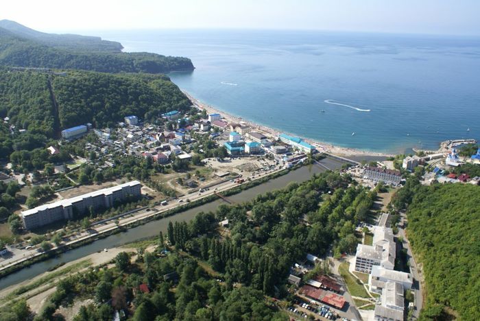 поселок Новомихайловский
