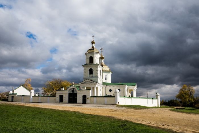 православный храм в Новоселицком