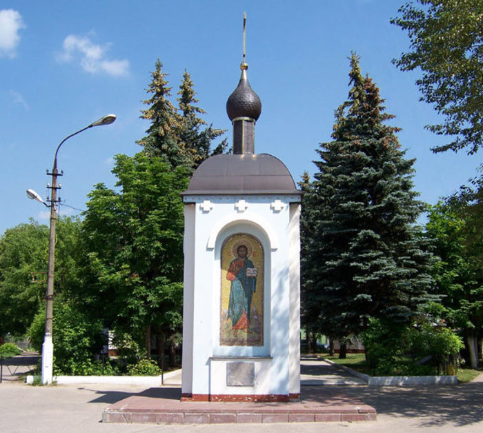 Обухово ногинский. Посёлок Обухово Ногинский район. Часовня в Обухово Московская область. Часовня Матроны Московской. Часовенка Матроны Московской.