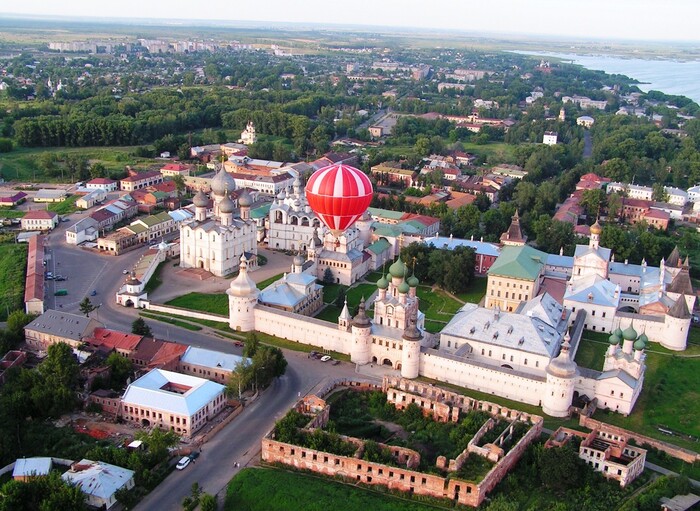 Вид города Ростова с высоты птичьего полета