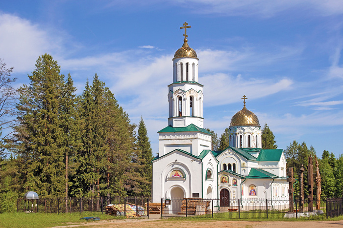 православный храм в поселке Урдома